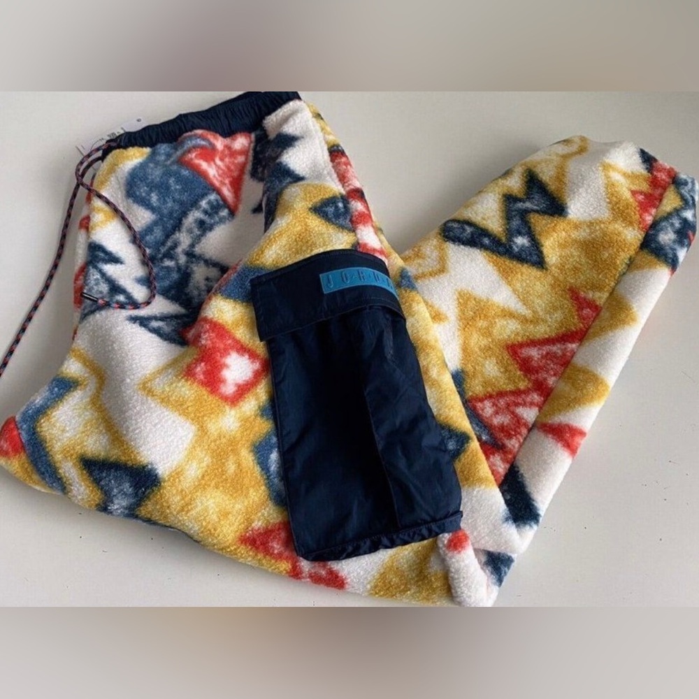 Men’s Jordan Essentials Statement Mountainside Fl… - image 6